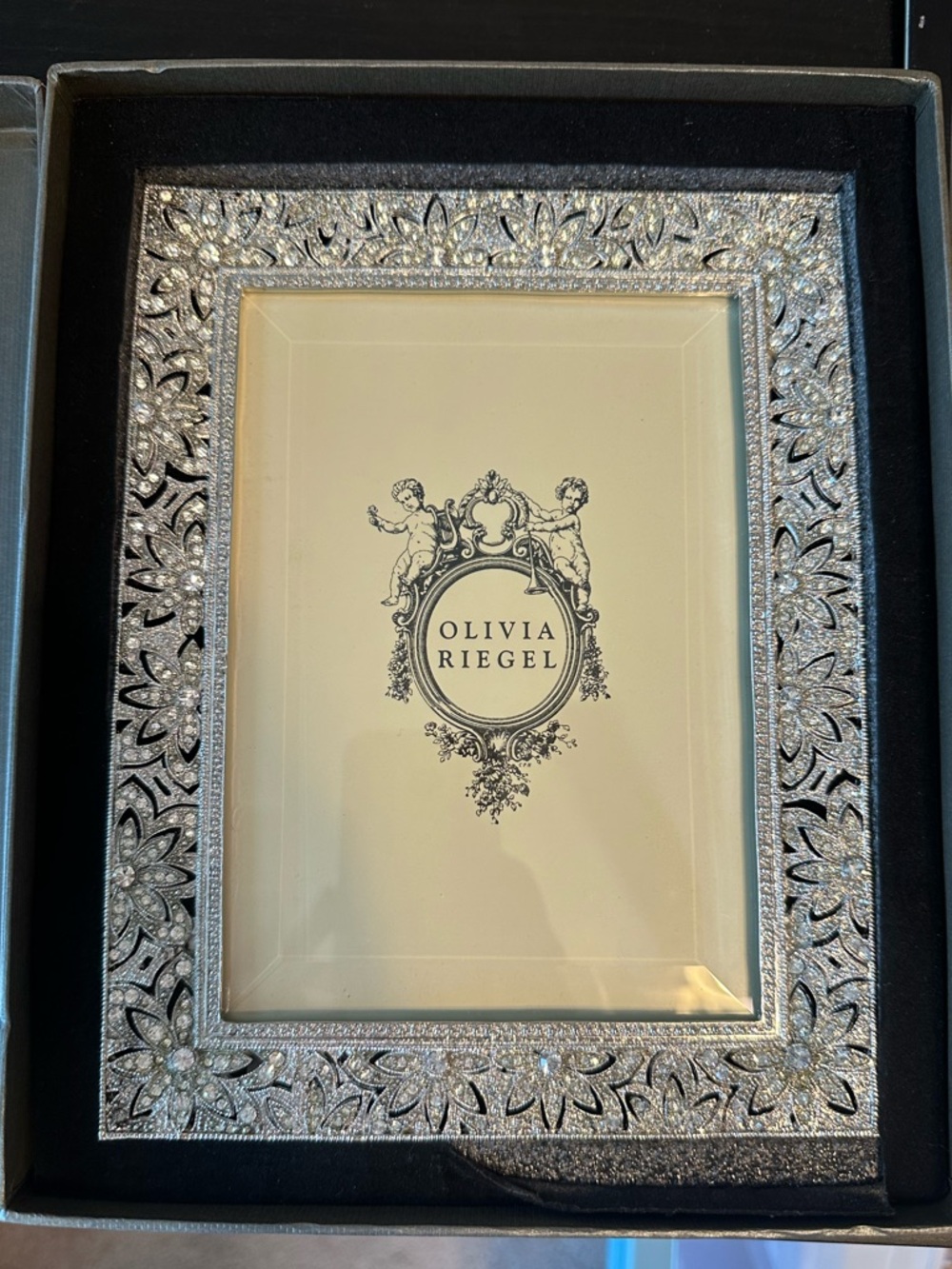 Olivia Riegel Windsor Photo Frame in Silver for 5x7 photo (brand new in box)